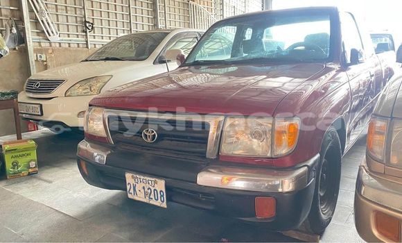 Acheter Occasion Voiture Toyota Tacoma Rouge à Chbar Mon, Kampong Speu Province Acheter Occasion Voiture Toyota Tacoma Rouge à Chbar Mon, Kampong Speu Province