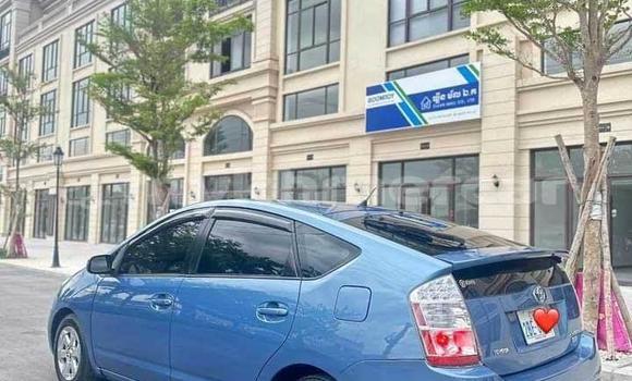 Acheter Occasion Voiture Toyota Prius Bleu à Chbar Mon, Kampong Speu Province Acheter Occasion Voiture Toyota Prius Bleu à Chbar Mon, Kampong Speu Province