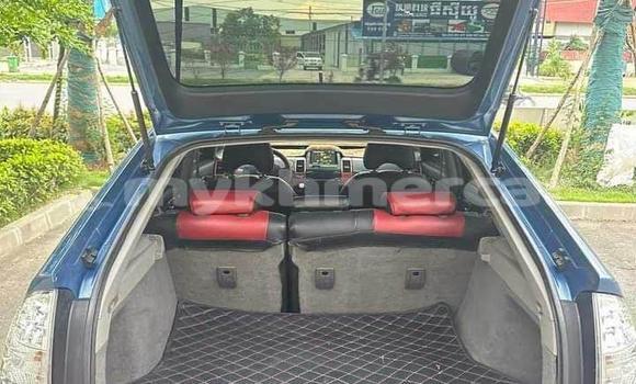 Acheter Occasion Voiture Toyota Prius Bleu à Chbar Mon, Kampong Speu Province Acheter Occasion Voiture Toyota Prius Bleu à Chbar Mon, Kampong Speu Province