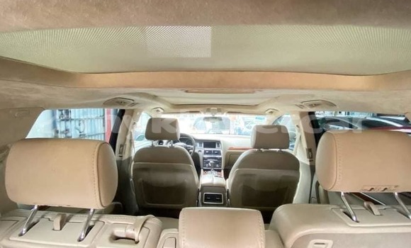 Buy Used Audi Q7 White Car in Battambang in Battambang Province Buy Used Audi Q7 White Car in Battambang in Battambang Province