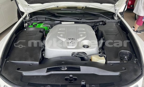 Buy Used Lexus GS White Car in Chbar Mon in Kampong Speu Province Buy Used Lexus GS White Car in Chbar Mon in Kampong Speu Province