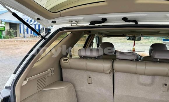 Buy Used Lexus RX 300 White Car in Bavet in Svay Rieng Province Buy Used Lexus RX 300 White Car in Bavet in Svay Rieng Province