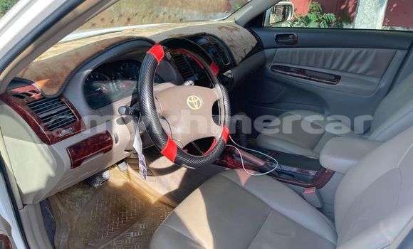 Buy Used Lexus ES White Car in Cheom Ksan in Preah Vihear Province Buy Used Lexus ES White Car in Cheom Ksan in Preah Vihear Province