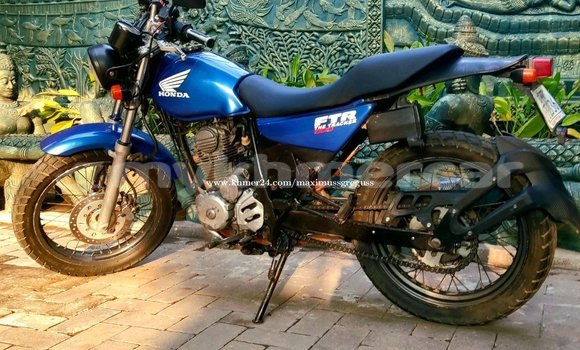Acheter Occasion Moto Honda FTR Bleu à Siem Reap, Siem Reap Province Acheter Occasion Moto Honda FTR Bleu à Siem Reap, Siem Reap Province
