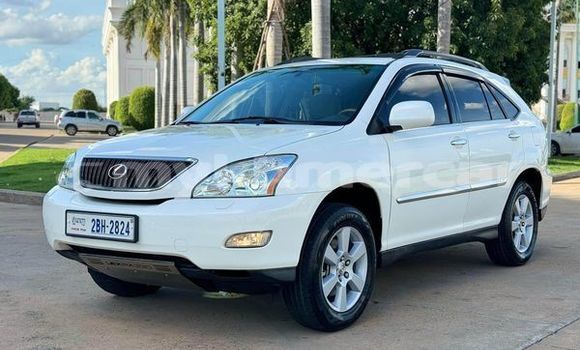 ទិញ បានប្រើ Lexus ES Other ឡាន} ក្នុង Battambang ក្នុង Battambang Province