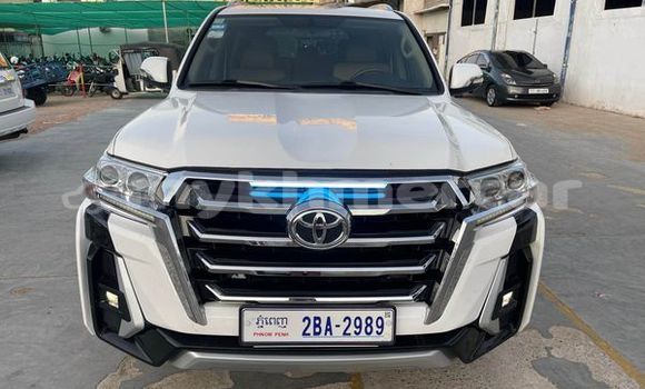 ទិញ បានប្រើ Toyota Land Cruiser Prado Other ឡាន} ក្នុង Amleang ក្នុង Kampong Speu Province ទិញ បានប្រើ Toyota Land Cruiser Prado Other ឡាន} ក្នុង Amleang ក្នុង Kampong Speu Province
