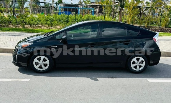 Buy Used Toyota Prius Black Car in Phnom Penh in Phnom Penh Buy Used Toyota Prius Black Car in Phnom Penh in Phnom Penh