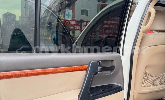 ទិញ បានប្រើ Toyota Land Cruiser White ឡាន} ក្នុង Bavet ក្នុង Svay Rieng Province ទិញ បានប្រើ Toyota Land Cruiser White ឡាន} ក្នុង Bavet ក្នុង Svay Rieng Province