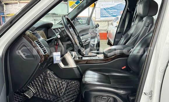 ទិញ បានប្រើ Range Rover Range Rover White ឡាន} ក្នុង Cheom Ksan ក្នុង Preah Vihear Province ទិញ បានប្រើ Range Rover Range Rover White ឡាន} ក្នុង Cheom Ksan ក្នុង Preah Vihear Province