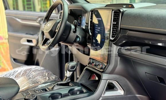 ទិញ បានប្រើ Ford Explorer Black ឡាន} ក្នុង Khemarak Phoumin ក្នុង Koh Kong Province ទិញ បានប្រើ Ford Explorer Black ឡាន} ក្នុង Khemarak Phoumin ក្នុង Koh Kong Province