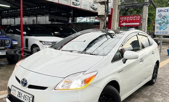 ទិញ បានប្រើ Toyota Prius White ឡាន} ក្នុង Phnom Penh ក្នុង Phnom Penh ទិញ បានប្រើ Toyota Prius White ឡាន} ក្នុង Phnom Penh ក្នុង Phnom Penh