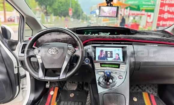 ទិញ បានប្រើ Toyota Prius White ឡាន} ក្នុង Phnom Penh ក្នុង Phnom Penh ទិញ បានប្រើ Toyota Prius White ឡាន} ក្នុង Phnom Penh ក្នុង Phnom Penh