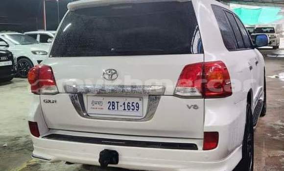 ទិញ បានប្រើ Toyota Land Cruiser White ឡាន} ក្នុង Chbar Mon ក្នុង Kampong Speu Province ទិញ បានប្រើ Toyota Land Cruiser White ឡាន} ក្នុង Chbar Mon ក្នុង Kampong Speu Province