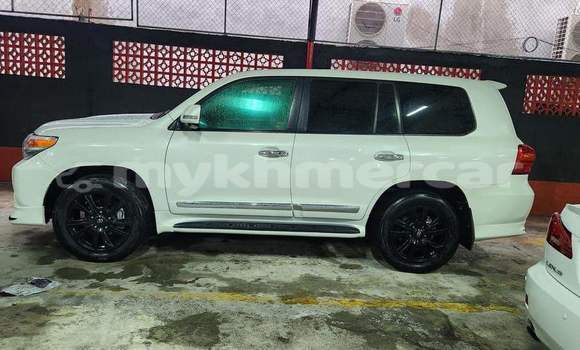 ទិញ បានប្រើ Toyota Land Cruiser White ឡាន} ក្នុង Chbar Mon ក្នុង Kampong Speu Province ទិញ បានប្រើ Toyota Land Cruiser White ឡាន} ក្នុង Chbar Mon ក្នុង Kampong Speu Province