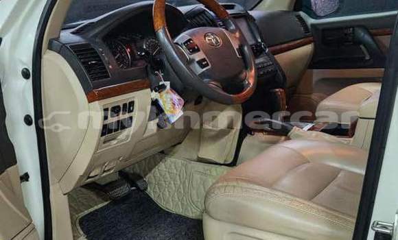 ទិញ បានប្រើ Toyota Land Cruiser White ឡាន} ក្នុង Chbar Mon ក្នុង Kampong Speu Province ទិញ បានប្រើ Toyota Land Cruiser White ឡាន} ក្នុង Chbar Mon ក្នុង Kampong Speu Province