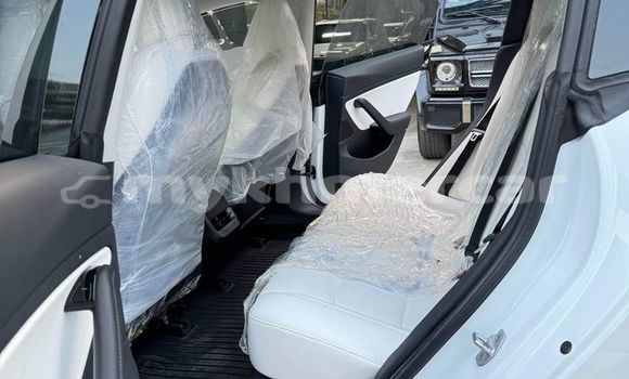 ទិញ បានប្រើ Mazda 3 White ឡាន} ក្នុង Battambang ក្នុង Battambang Province ទិញ បានប្រើ Mazda 3 White ឡាន} ក្នុង Battambang ក្នុង Battambang Province