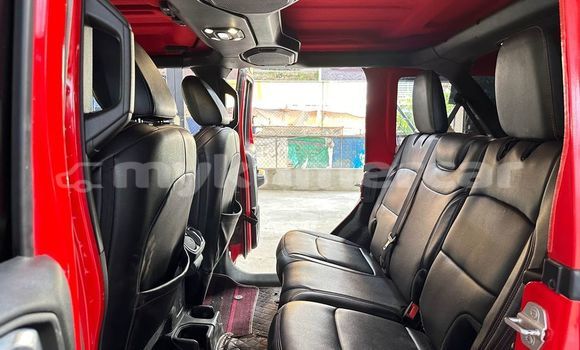 ទិញ បានប្រើ Jeep Renegade Red ឡាន} ក្នុង Battambang ក្នុង Battambang Province ទិញ បានប្រើ Jeep Renegade Red ឡាន} ក្នុង Battambang ក្នុង Battambang Province