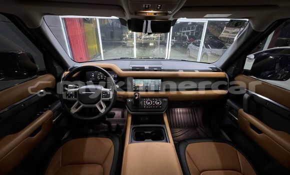 Buy Used Land Rover Defender Black Car in Chbar Mon in Kampong Speu Province Buy Used Land Rover Defender Black Car in Chbar Mon in Kampong Speu Province
