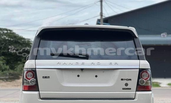 Buy Used Land Rover Range Rover Sport White Car in Battambang in Battambang Province Buy Used Land Rover Range Rover Sport White Car in Battambang in Battambang Province