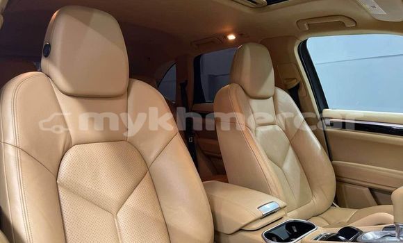 Buy Used Porsche Cayenne White Car in Chbar Mon in Kampong Speu Province Buy Used Porsche Cayenne White Car in Chbar Mon in Kampong Speu Province