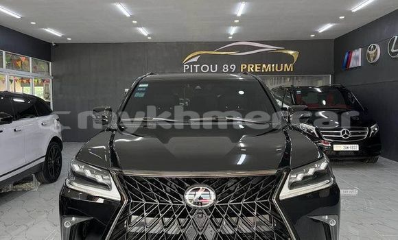 Buy Used Lexus LX 570 Black Car in Battambang in Battambang Province Buy Used Lexus LX 570 Black Car in Battambang in Battambang Province