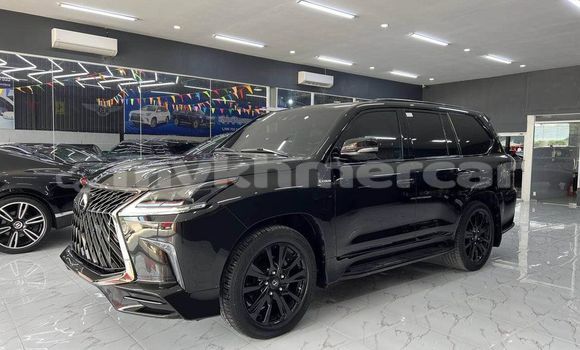 Buy Used Lexus LX 570 Black Car in Battambang in Battambang Province Buy Used Lexus LX 570 Black Car in Battambang in Battambang Province