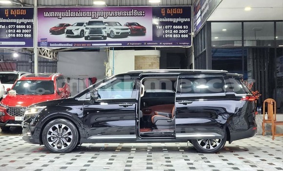 Acheter Occasion Voiture Kia Carnival Noir à Battambang, Battambang Province Acheter Occasion Voiture Kia Carnival Noir à Battambang, Battambang Province