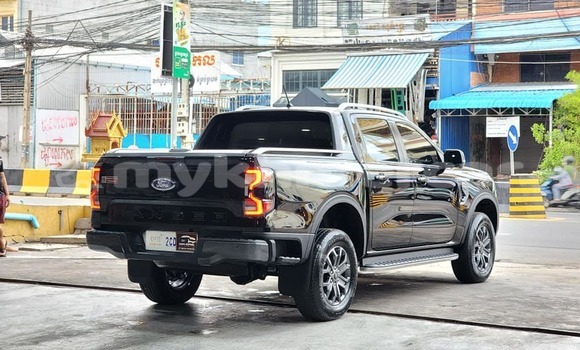 Acheter Occasion Voiture Ford Ranger Noir à Banlung, Ratanakiri Province Acheter Occasion Voiture Ford Ranger Noir à Banlung, Ratanakiri Province