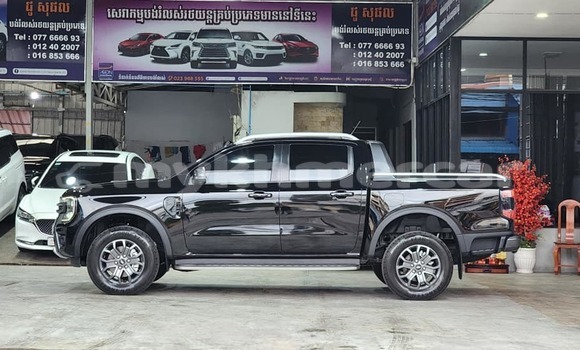 Acheter Occasion Voiture Ford Ranger Noir à Banlung, Ratanakiri Province Acheter Occasion Voiture Ford Ranger Noir à Banlung, Ratanakiri Province