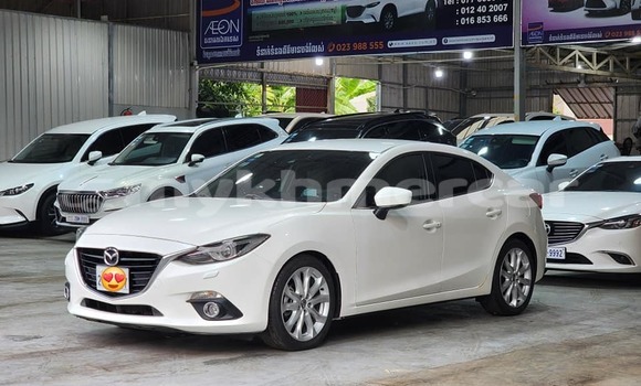 Acheter Occasion Voiture Mazda 3 Blanc à Bavet, Svay Rieng Province Acheter Occasion Voiture Mazda 3 Blanc à Bavet, Svay Rieng Province