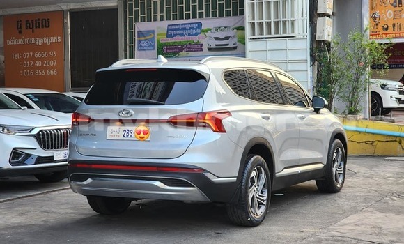 Acheter Occasion Voiture Hyundai Santa Fe Autre à Battambang, Battambang Province Acheter Occasion Voiture Hyundai Santa Fe Autre à Battambang, Battambang Province