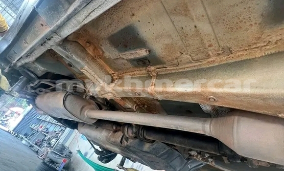 Buy Used Lexus RX 330 White Car in Kep in Kep Province Buy Used Lexus RX 330 White Car in Kep in Kep Province