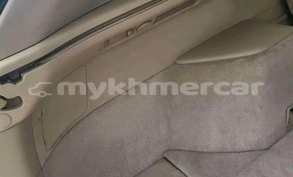 Buy Used Lexus RX 330 White Car in Kep in Kep Province Buy Used Lexus RX 330 White Car in Kep in Kep Province