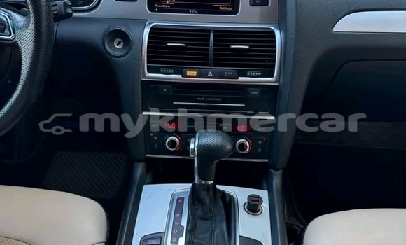 Buy Used Audi Q7 White Car in Cheom Ksan in Preah Vihear Province Buy Used Audi Q7 White Car in Cheom Ksan in Preah Vihear Province