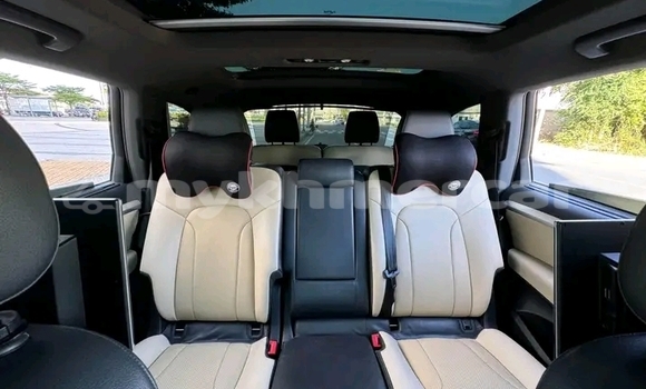 Buy Used Audi Q7 White Car in Cheom Ksan in Preah Vihear Province Buy Used Audi Q7 White Car in Cheom Ksan in Preah Vihear Province