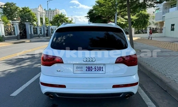 Buy Used Audi Q7 White Car in Cheom Ksan in Preah Vihear Province Buy Used Audi Q7 White Car in Cheom Ksan in Preah Vihear Province