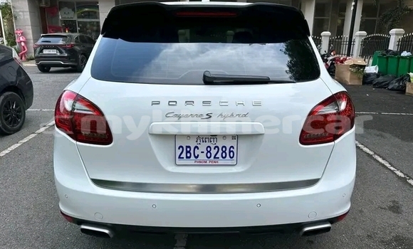 Buy Used Nissan Rogue White Car in Cheom Ksan in Preah Vihear Province Buy Used Nissan Rogue White Car in Cheom Ksan in Preah Vihear Province