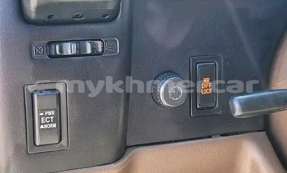 Buy Used Toyota Tacoma White Car in Cheom Ksan in Preah Vihear Province Buy Used Toyota Tacoma White Car in Cheom Ksan in Preah Vihear Province