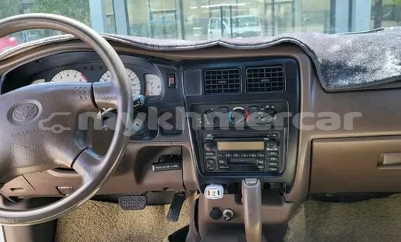 Buy Used Toyota Tacoma White Car in Cheom Ksan in Preah Vihear Province Buy Used Toyota Tacoma White Car in Cheom Ksan in Preah Vihear Province