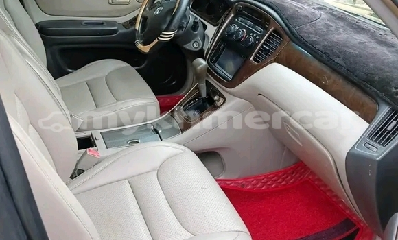 Buy Used Toyota Highlander Black Car in Cheom Ksan in Preah Vihear Province Buy Used Toyota Highlander Black Car in Cheom Ksan in Preah Vihear Province