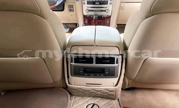 Buy Used Lexus RX 330 White Car in Cheom Ksan in Preah Vihear Province Buy Used Lexus RX 330 White Car in Cheom Ksan in Preah Vihear Province