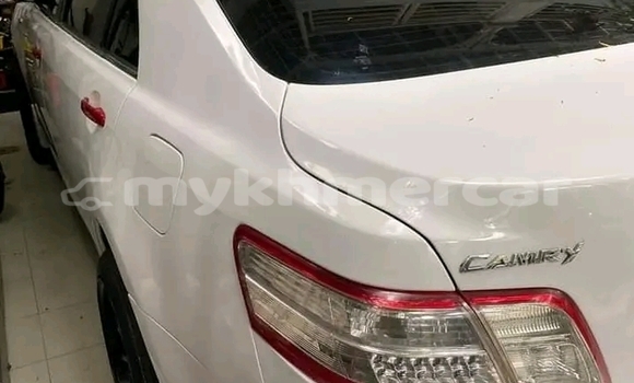 Buy Used Toyota Camry White Car in Cheom Ksan in Preah Vihear Province Buy Used Toyota Camry White Car in Cheom Ksan in Preah Vihear Province