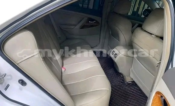Buy Used Toyota Camry White Car in Cheom Ksan in Preah Vihear Province Buy Used Toyota Camry White Car in Cheom Ksan in Preah Vihear Province