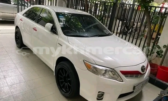 Buy Used Toyota Camry White Car in Cheom Ksan in Preah Vihear Province Buy Used Toyota Camry White Car in Cheom Ksan in Preah Vihear Province