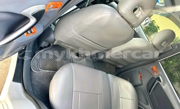 Buy Used Toyota RAV4 Other Car in Chbar Mon in Kampong Speu Province Buy Used Toyota RAV4 Other Car in Chbar Mon in Kampong Speu Province