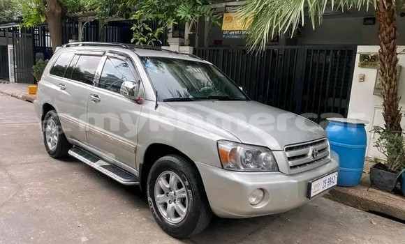 Buy Used Toyota Highlander Other Car in Cheom Ksan in Preah Vihear Province Buy Used Toyota Highlander Other Car in Cheom Ksan in Preah Vihear Province