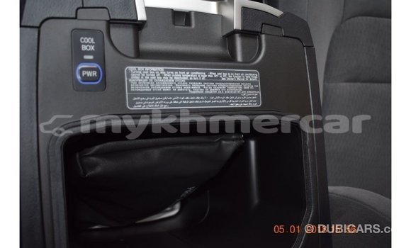 Acheter Import Voiture Toyota Land Cruiser Autre à Import - Dubai, Kampot Province Acheter Import Voiture Toyota Land Cruiser Autre à Import - Dubai, Kampot Province