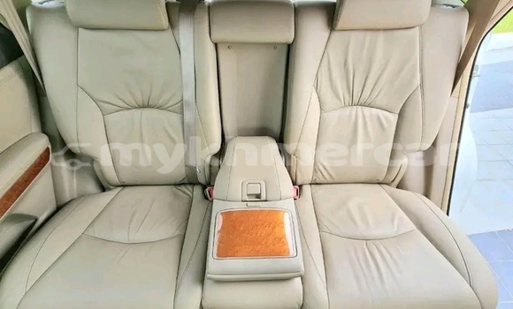 Buy Used Lexus RX 330 White Car in Dăm Thnăm in Kampot Province Buy Used Lexus RX 330 White Car in Dăm Thnăm in Kampot Province
