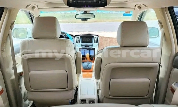 Buy Used Lexus RX 330 White Car in Dăm Thnăm in Kampot Province Buy Used Lexus RX 330 White Car in Dăm Thnăm in Kampot Province