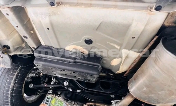 Buy Used Lexus RX 330 White Car in Kratié in Kratié Province Buy Used Lexus RX 330 White Car in Kratié in Kratié Province